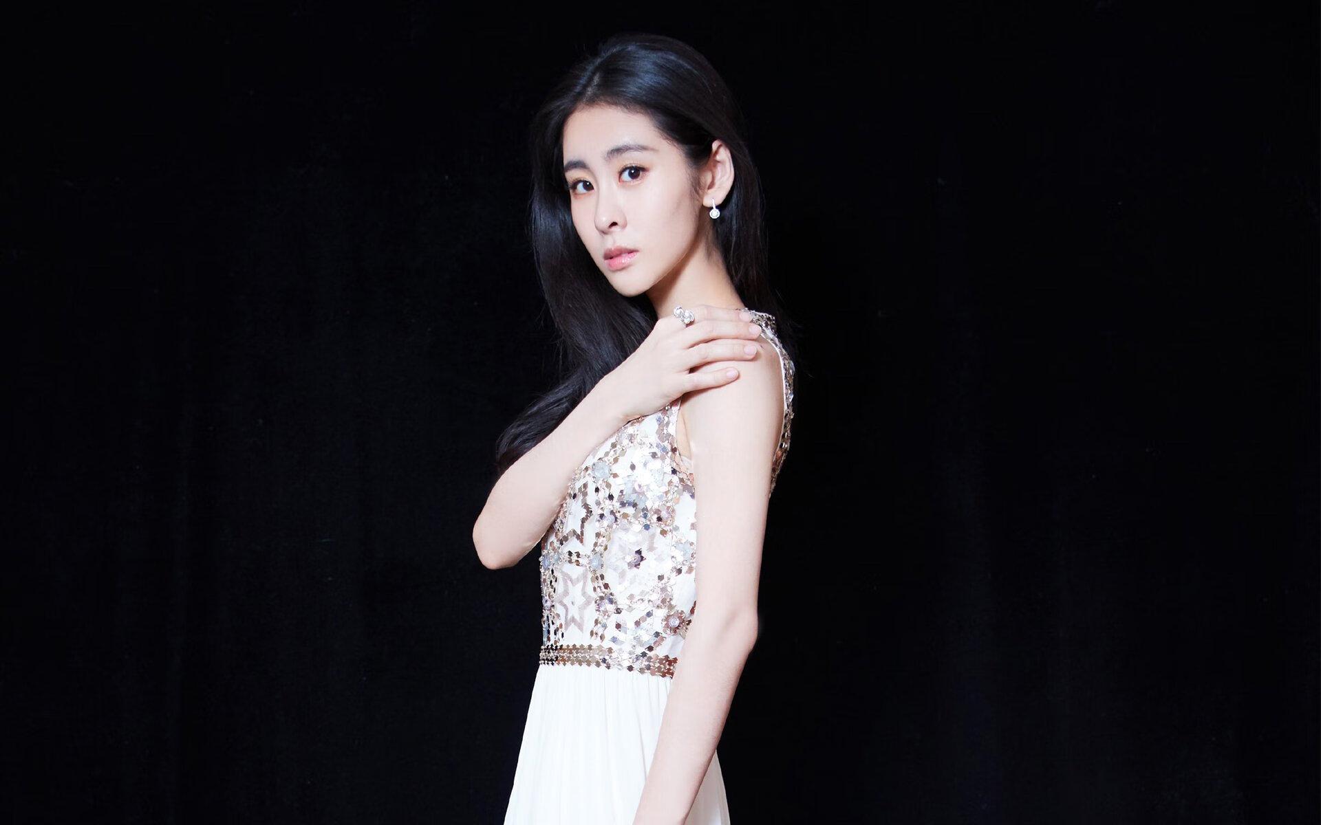 爱游戏电竞官网入口-以科技创新驱动电竞，AI+大数据开启全新战术体系，电竞大数据服务